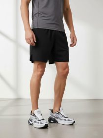 کفش ساکونی saucony دیسکی سفید مشکی راحت و نرم باشگاهی روزمره